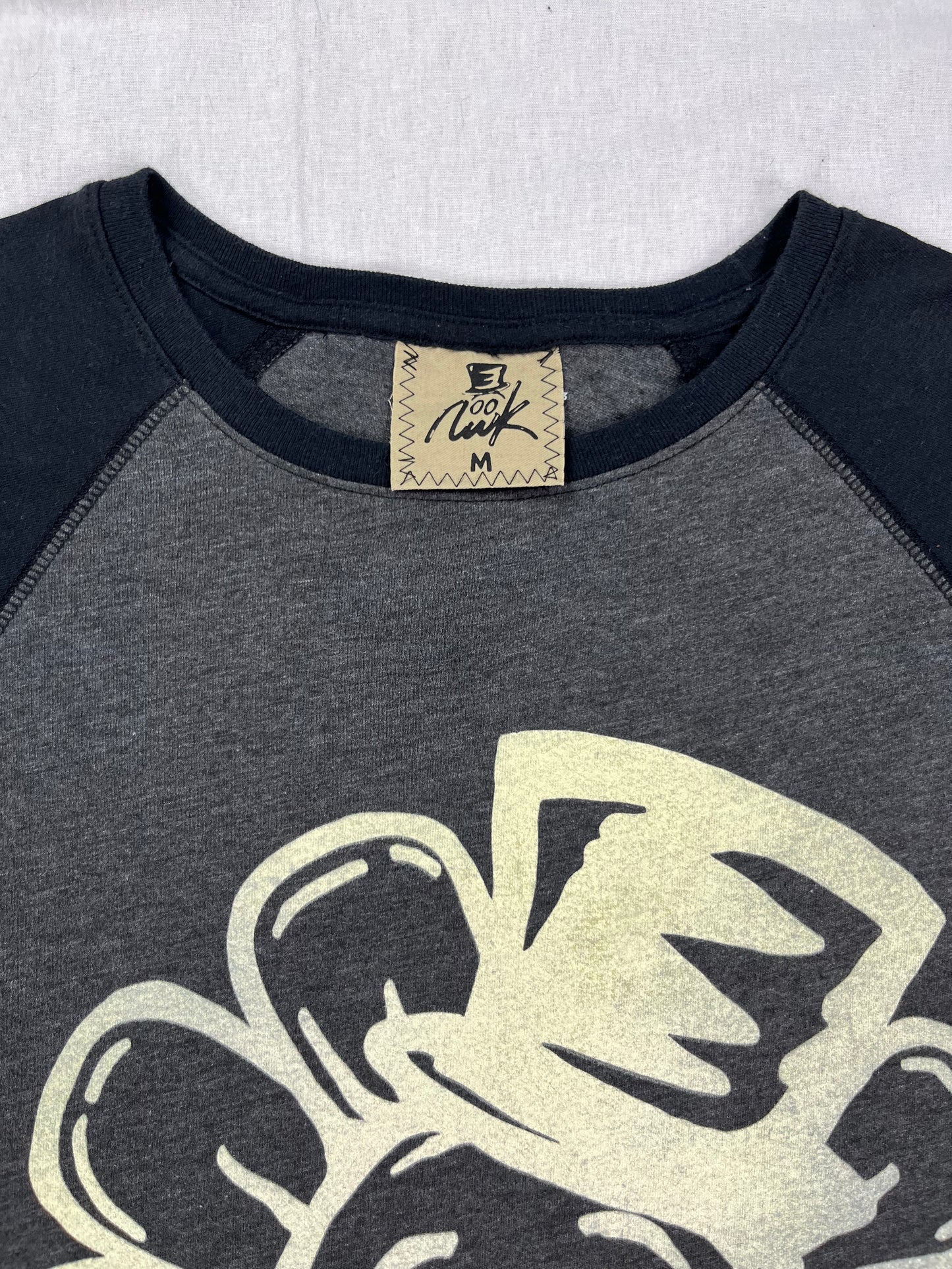 Flower Bop Grey/Black Longsleeve 1/1